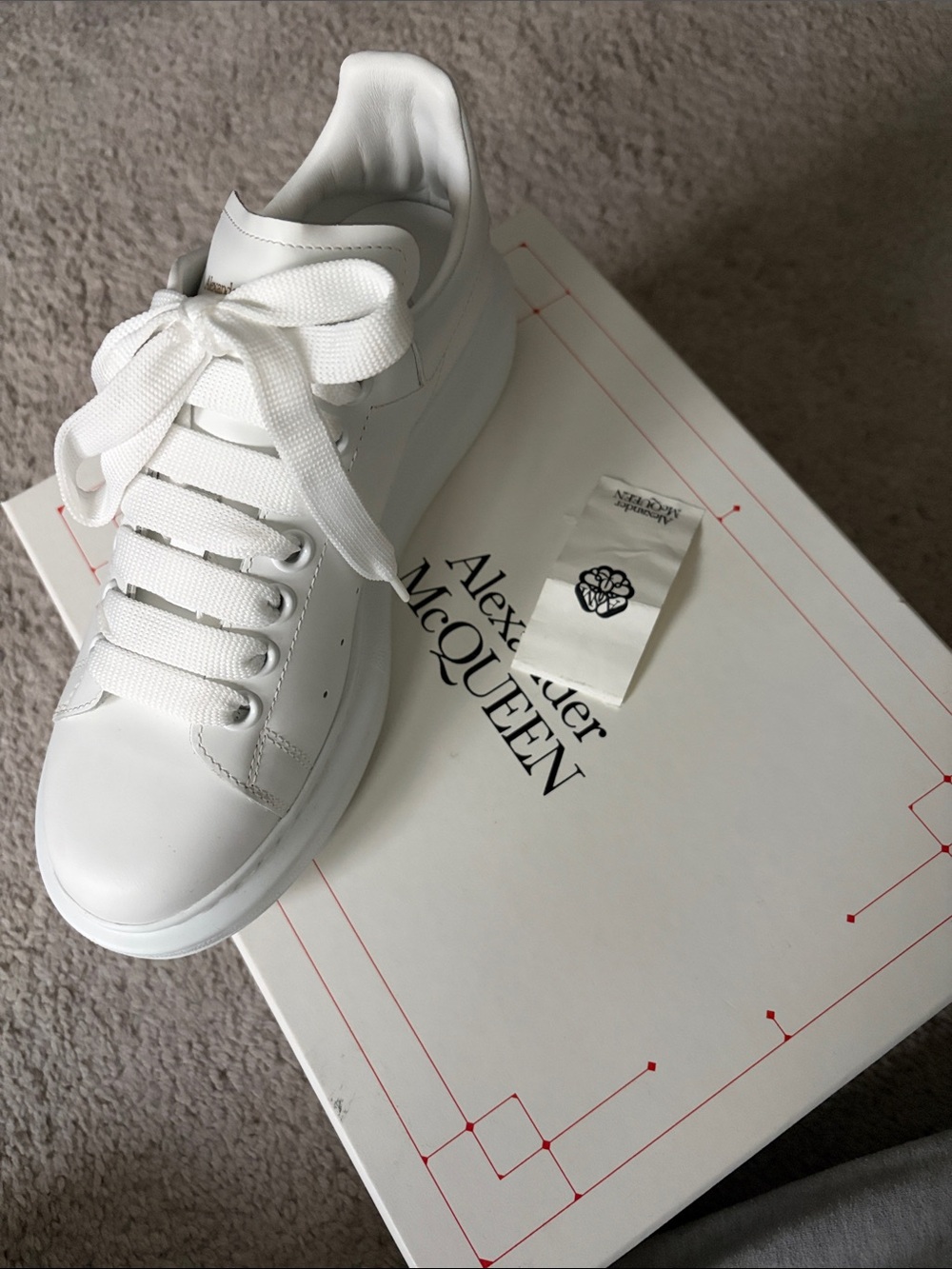 Alexander McQueen White Leather Platform Sneakers with Oversized Laces